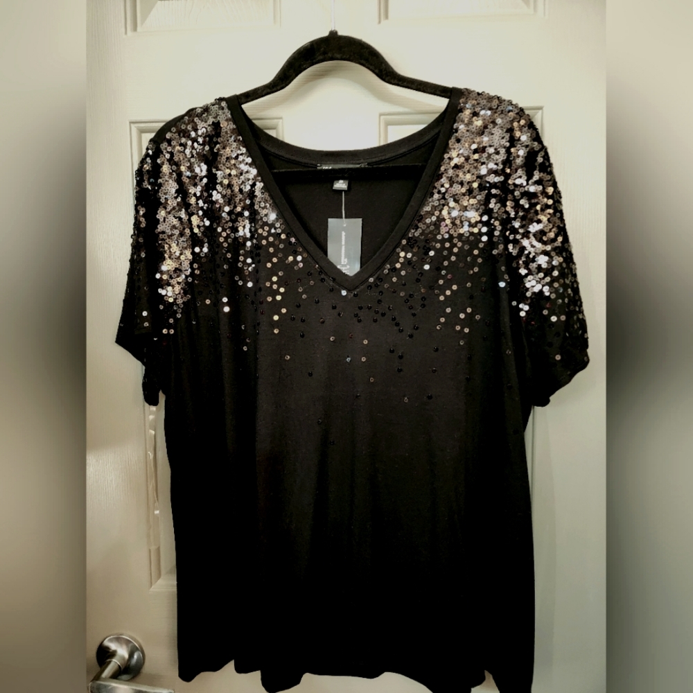 Beautiful Women's Sequined Top
